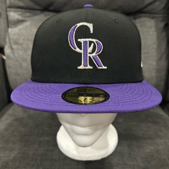 New Era Other - NEW!! Era 59Fifty Colorado Rockies Fitted Hat - Size 7. NEW WITH OUT TAG
